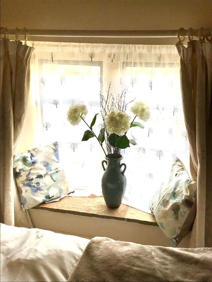 Dove Cottage Bisley  Bagian luar foto