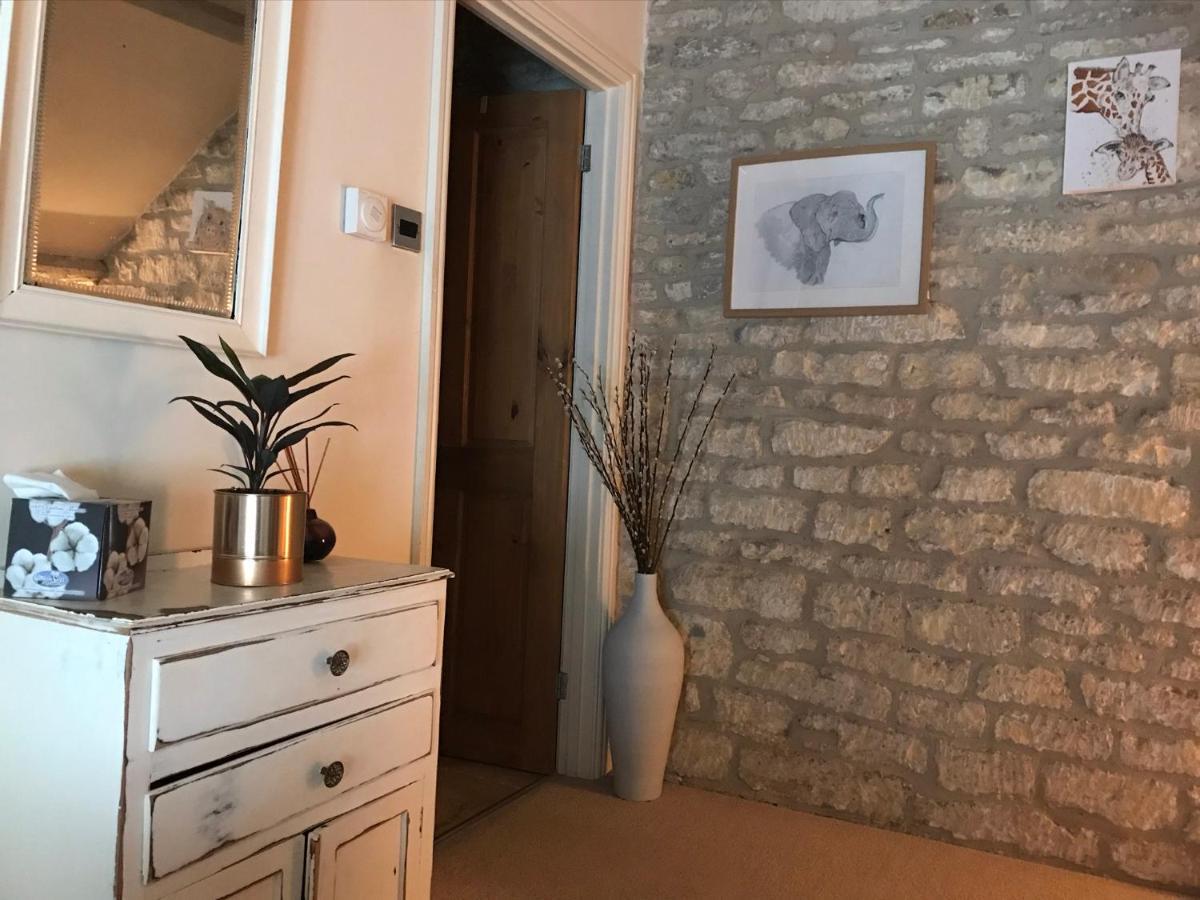 Dove Cottage Bisley  Bagian luar foto