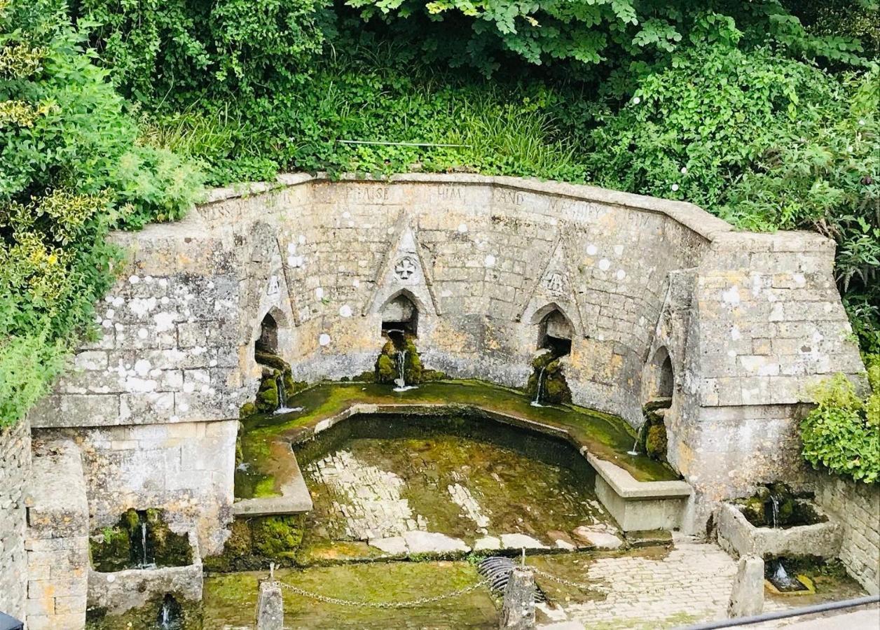 Dove Cottage Bisley  Bagian luar foto