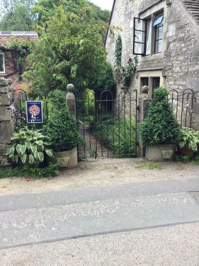 Dove Cottage Bisley  Bagian luar foto